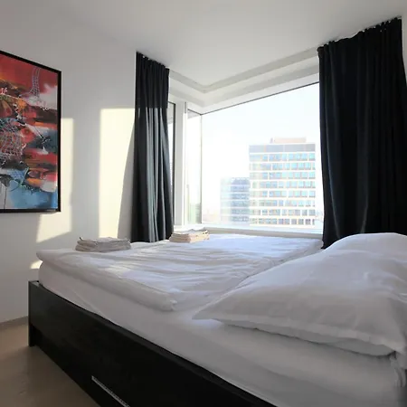 Sag Panorama View 2 Free Parking Free Wifi דירה ברטיסלאבה